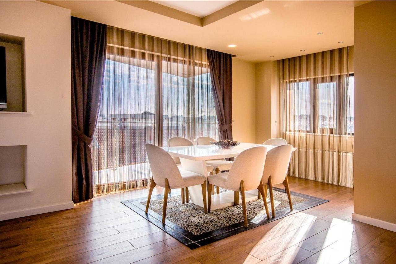 Bentley Apartments Пристина Екстериор снимка